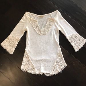 Gimmicks 3/4 length Top